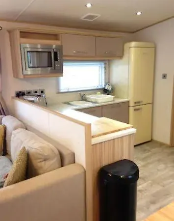 Remarkable 2-bed Holiday Near Carlisle * كارلايل